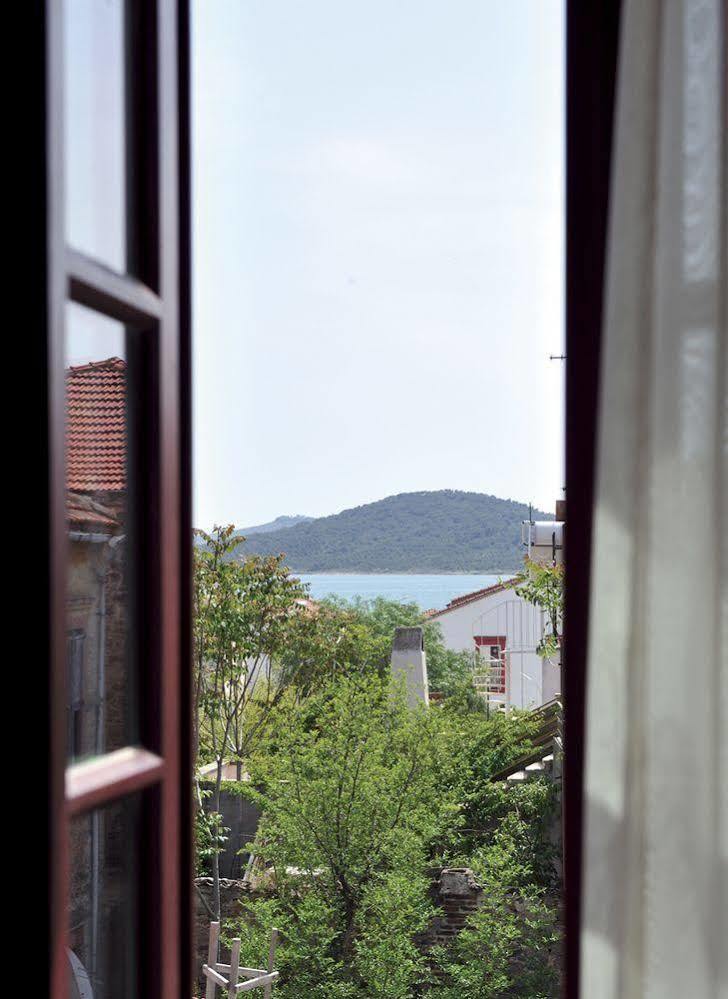 Yundantik Cunda Konaklari Ayvalik Exterior photo